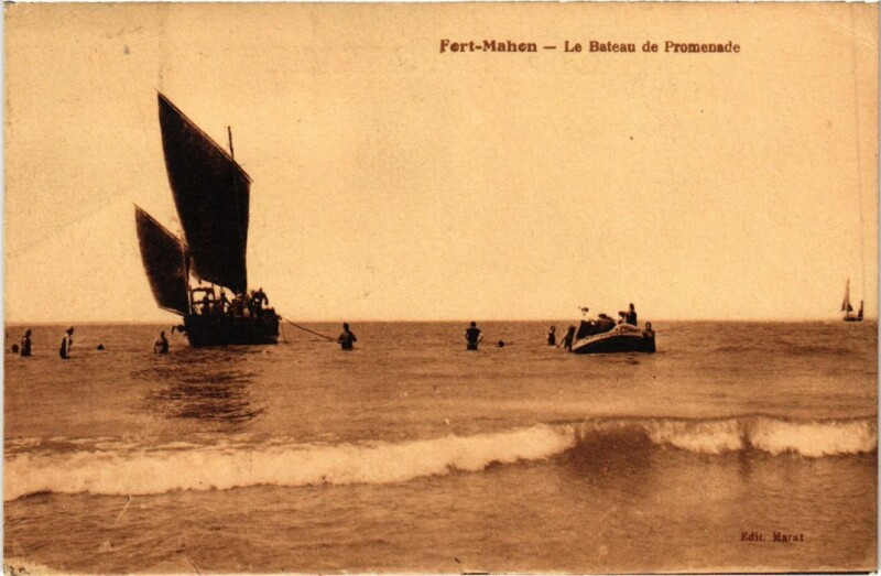 Carte postale ancienne Fort-Mahon-Plage Le Bateau de Promenade à Fort-Mahon-Plage