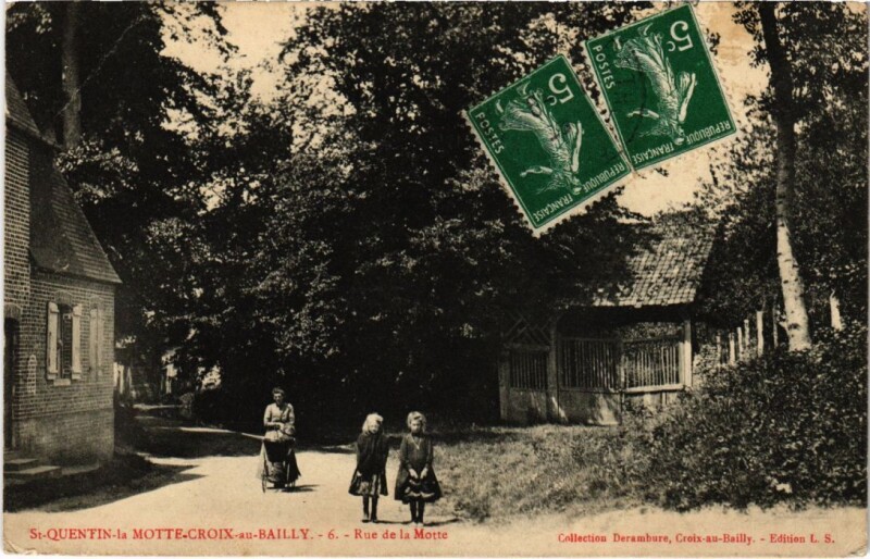 Carte postale ancienne Saint-Quentin-la-Motte-Croix-au-Bailly Rue de la Motte à Saint-Quentin-la-Motte-Croix-au-Bailly