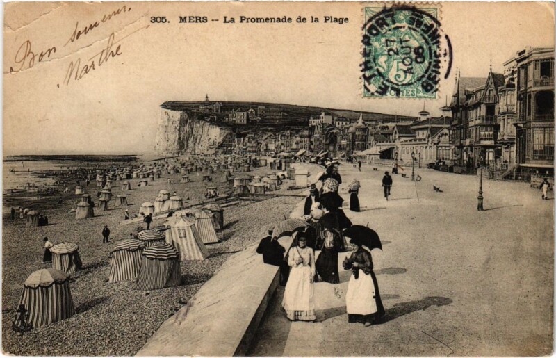 Carte postale ancienne Mers-les-Bains La Promenade de la Plage à Mers-les-Bains