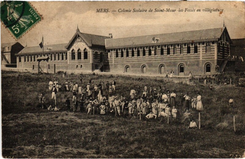 Carte postale ancienne Mers-les-Bains Colonie Scolaire de Saint-Maur-les-Fosses à Mers-les-Bains