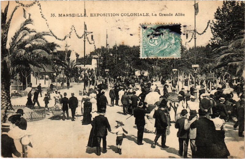 Carte postale ancienne Marseille Exposition Coloniale - La Grande Allee à Marseille