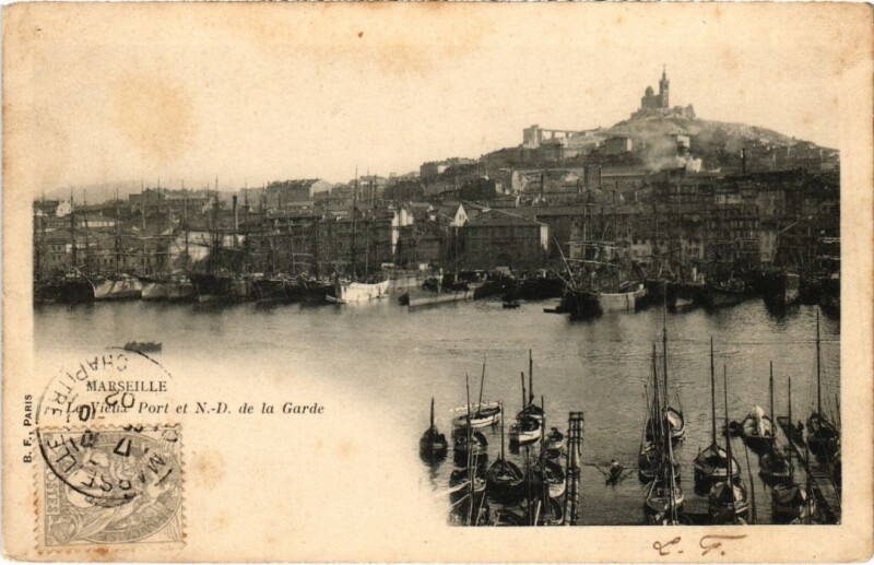 Carte postale ancienne Marseille Vieux Port et Notre-Dame de la Garde à Marseille
