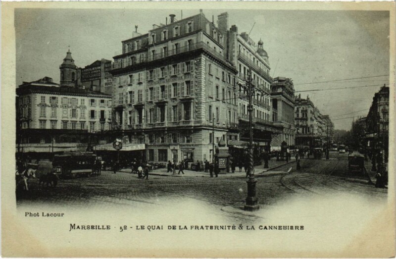 Carte postale ancienne Marseille Le Quai de la Fraternite et la Cannebiere à Marseille