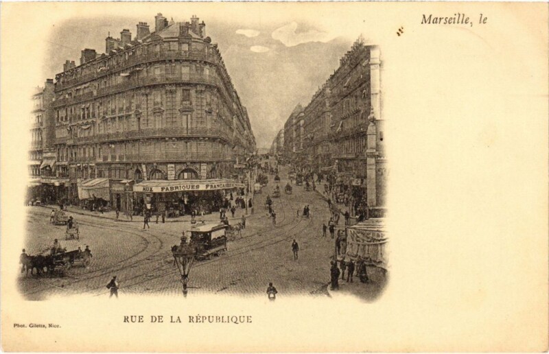 Carte postale ancienne Marseille Rue de la Republique à Marseille