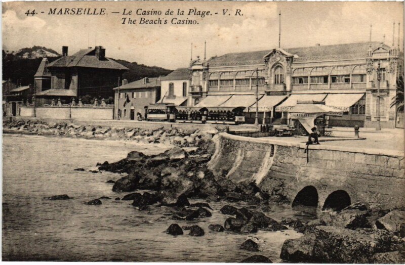 Carte postale ancienne Marseille Le Caisno de la Plage à Marseille