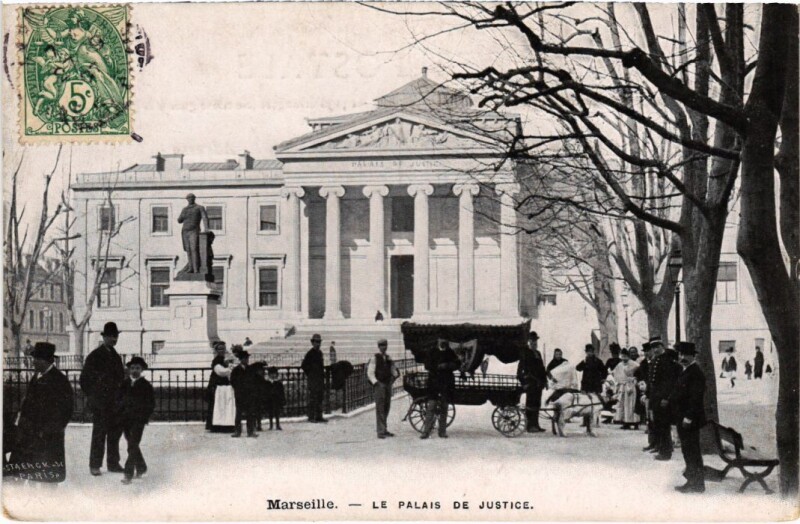Carte postale ancienne Marseille Le Palais de Justice à Marseille