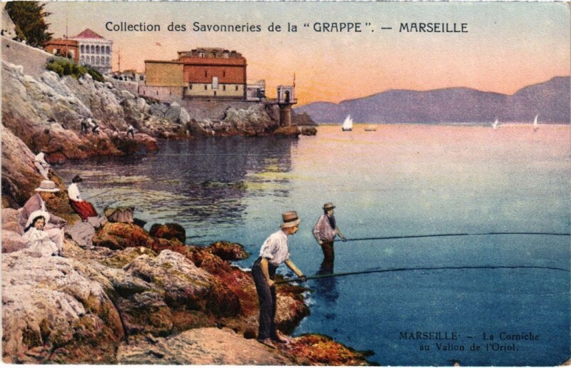 Carte postale ancienne Marseille La Corniche au Vallon de l'Oriol à Marseille
