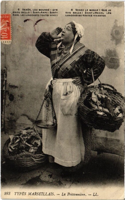 Carte postale ancienne Marseille Type Marseillais - La Poissonnerie à Marseille