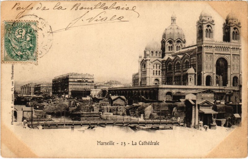 Carte postale ancienne Marseille La Cathedrale à Marseille