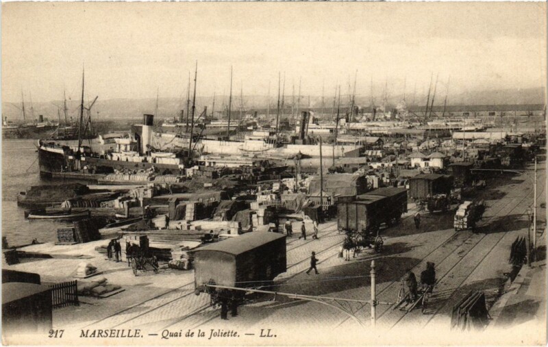 Carte postale ancienne Marseille Quai de la Joliette à Marseille