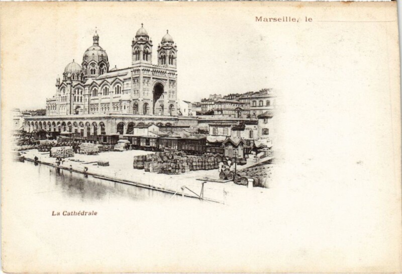 Carte postale ancienne Marseille La Cathedrale à Marseille