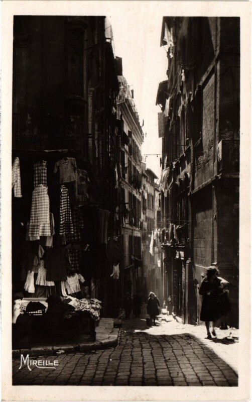 Carte postale ancienne Marseille Rue de la Reynarde à Marseille