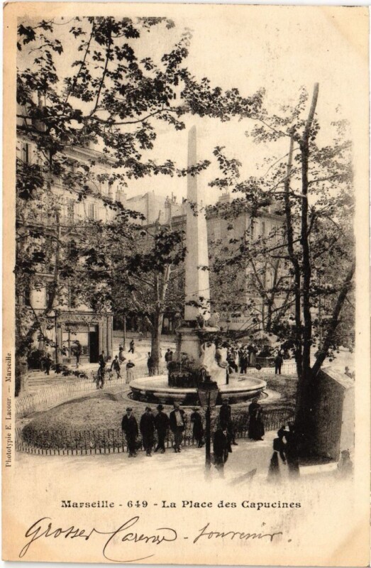 Carte postale ancienne Marseille La Place des Capucines à Marseille