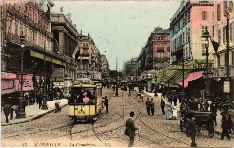 Carte postale ancienne Marseille La Cannebiere à Marseille