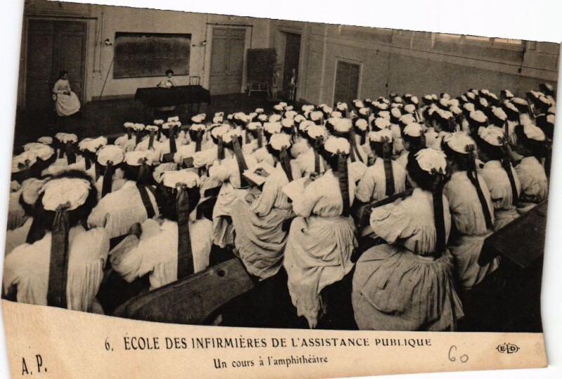 Carte postale ancienne Paris 13e Ecole des Infirmieres de l'Assitance Public à Paris 13e