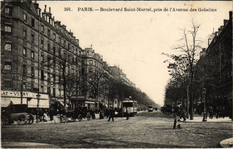 Carte postale ancienne Paris 13e Boulevard Saint-Marcel Avenue des Gobelins à Paris 13e