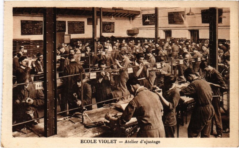 Carte postale ancienne Ecole Violet - Atelier d'Ajustage à Paris 15e