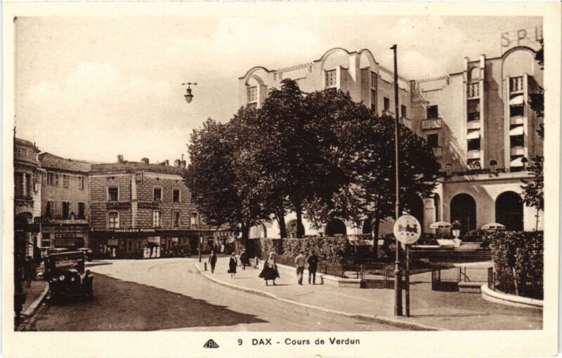 Carte postale ancienne Dax Cours de Verdun