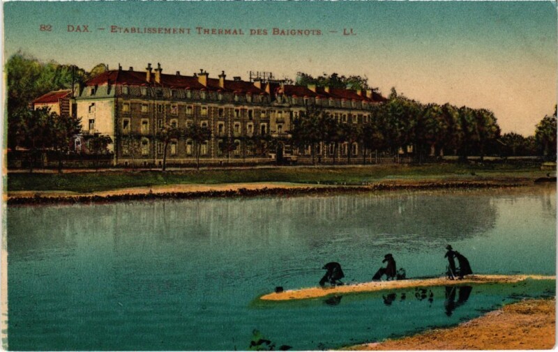 Carte postale ancienne Dax Etablissement Thermal