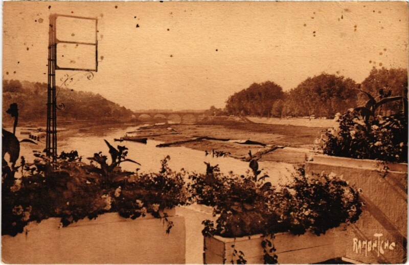 Carte postale ancienne L'Adour a Dax