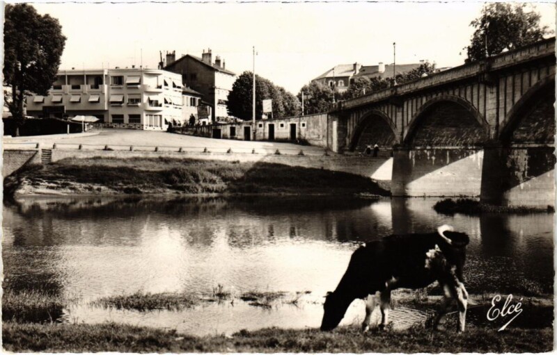 Carte postale ancienne Dax Les bords de l'Adour