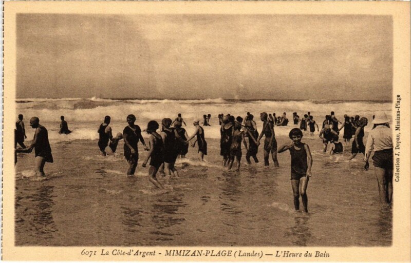 Carte postale ancienne Mimizan les Bains Heure du Bain à Mimizan