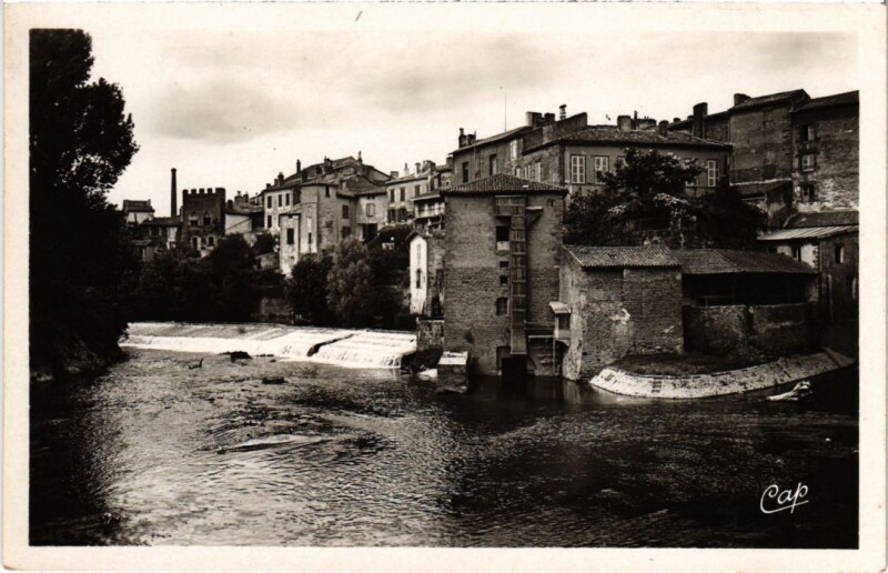 Carte postale ancienne Mont de Marsan Confluent de la Douze et du Midou à Mont-de-Marsan