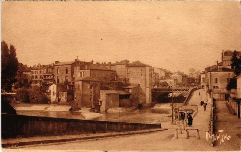 Carte postale ancienne Mont de Marsan La Midouse à Mont-de-Marsan