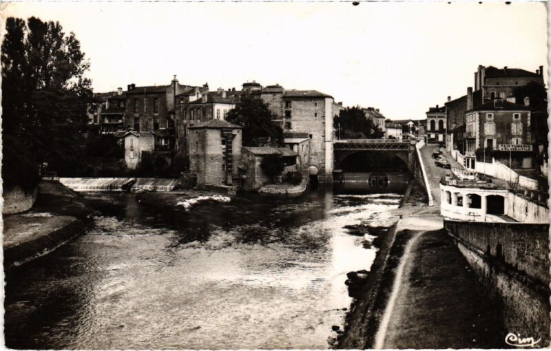 Carte postale ancienne Mont de Marsan Confluent de la Douze à Mont-de-Marsan