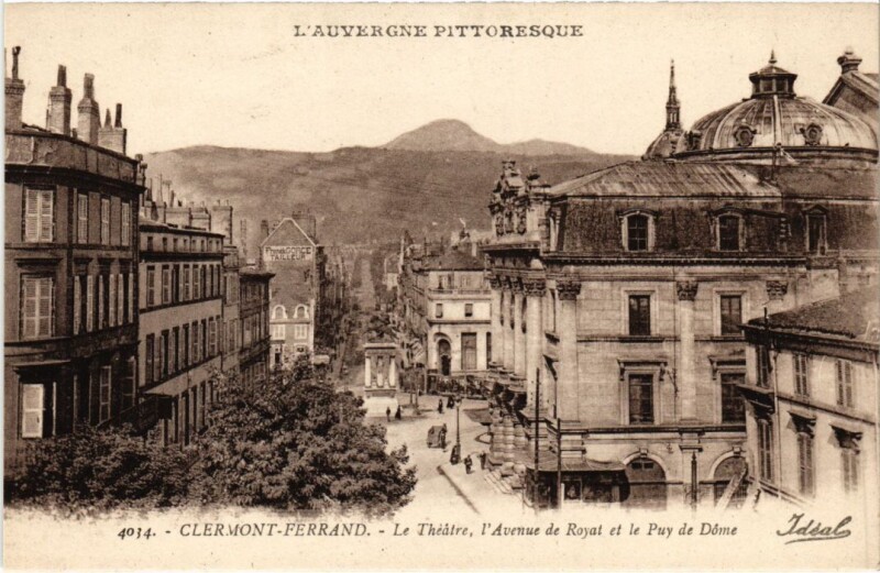 Carte postale ancienne Clermont Ferrand Le Theatre France à Clermont-Ferrand