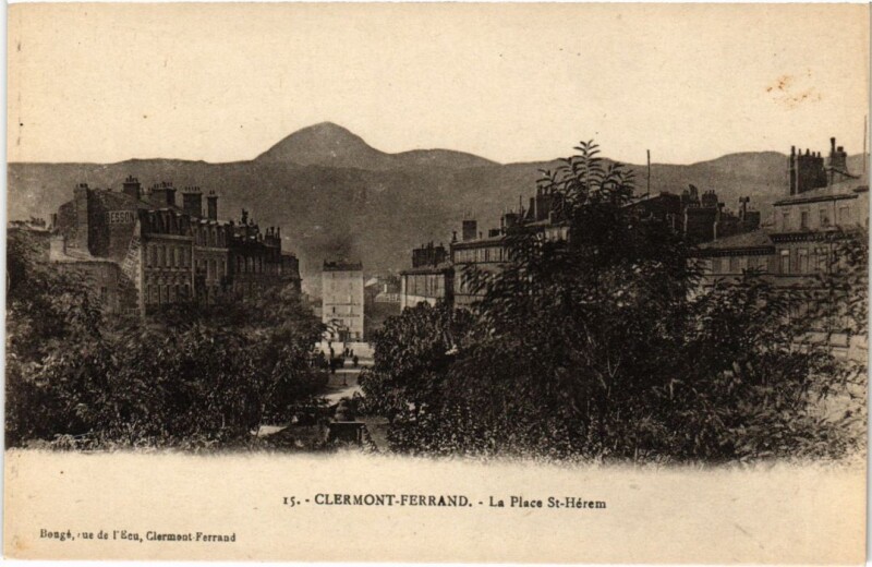 Carte postale ancienne Clermont Ferrand La Place St.Herem France à Clermont-Ferrand