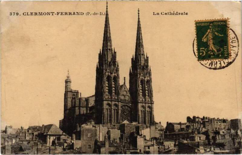 Carte postale ancienne Clermont Ferrand La Cathedrale France à Clermont-Ferrand