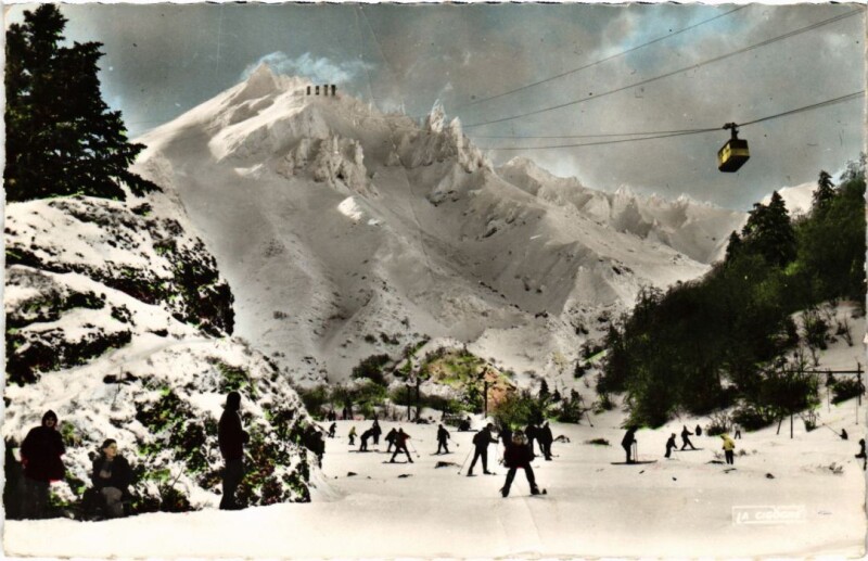 Carte postale ancienne Le Mont Dore Station de Sports d'Hiver France à Mont-Dore