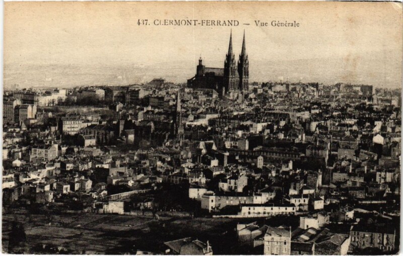 Carte postale ancienne Clermont Ferrand Vue Generale France à Clermont-Ferrand