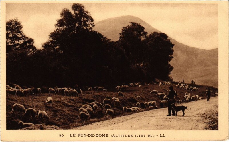 Carte postale ancienne Le Puy de Dome France