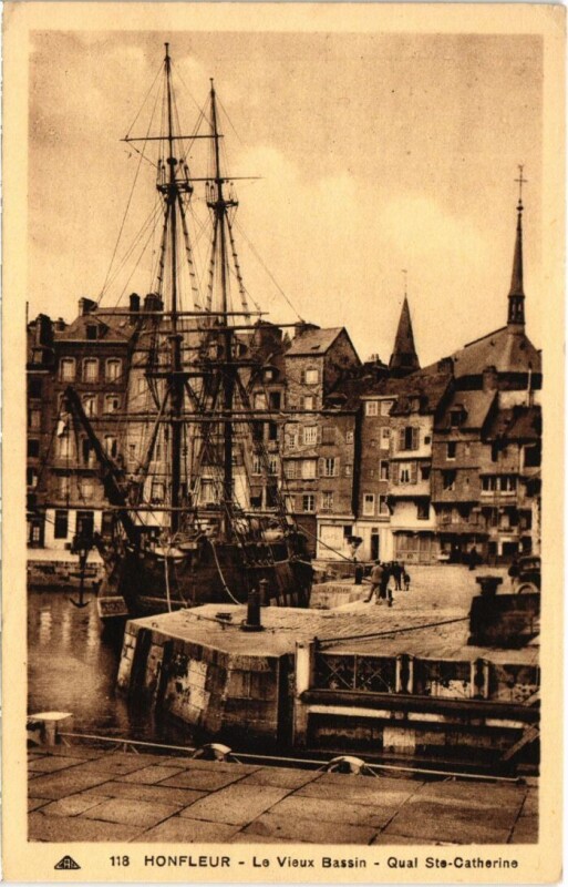 Carte postale ancienne Honfleur Le Vieux Bassin, Quai Sainte-Catherine France à Honfleur
