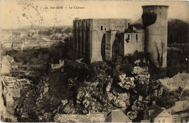 Carte postale ancienne Falaise Le Chateau France à Falaise
