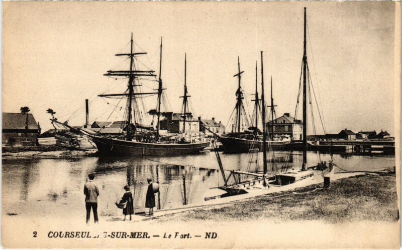 Carte postale ancienne Courseulles Le Fort France