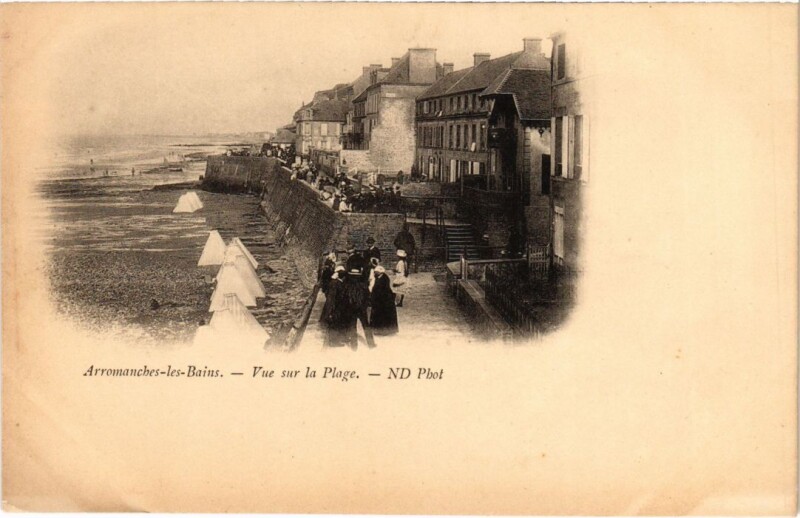 Carte postale ancienne Arromanches-les-Bains Vue sur la Plage France à Arromanches-les-Bains