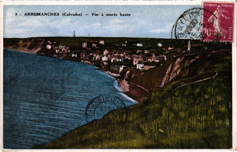 Carte postale ancienne Arromanches Vue a maree haute France