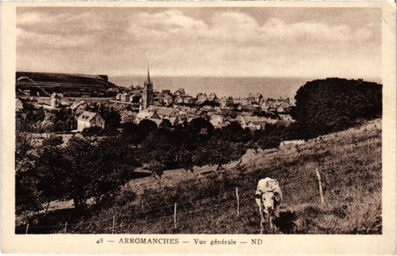 Carte postale ancienne Arromanches Vue Generale France