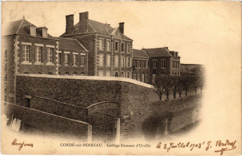 Carte postale ancienne Conde-sur Noireau College Dumont d'Urville France à Urville