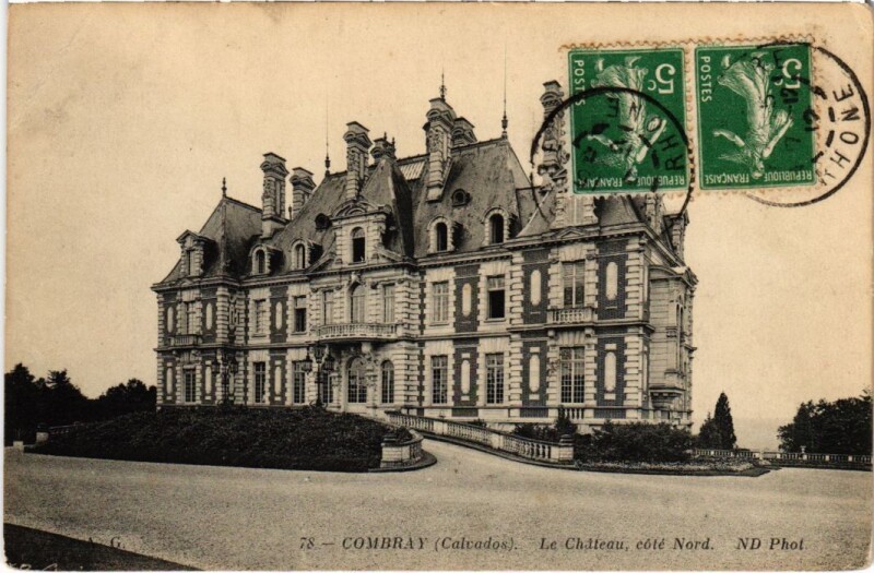 Carte postale ancienne Combray Le Chateau, cote Nord France à Combray