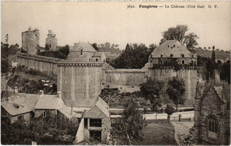 Carte postale ancienne Fougeres Le Chateau - Cote Sud