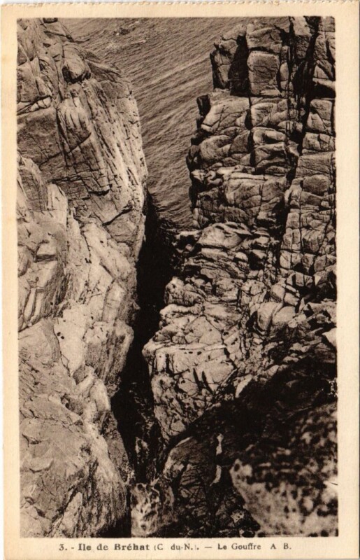 Carte postale ancienne Ile-de-Brehat Le Gouffre