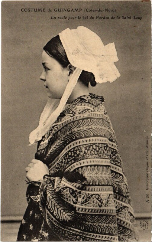 Carte postale ancienne Guingamp Costume - Femme - Type à Guingamp