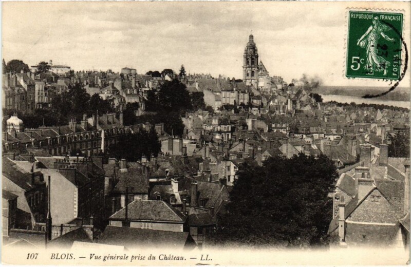 Carte postale ancienne Blois Vue Generale prsi du Chateau
