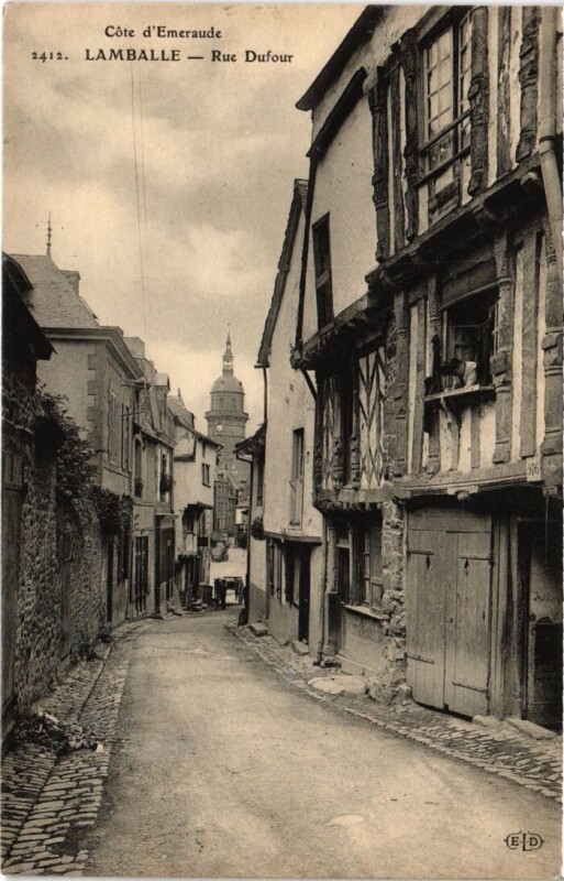 Carte postale ancienne Lamballe Rue Dufour