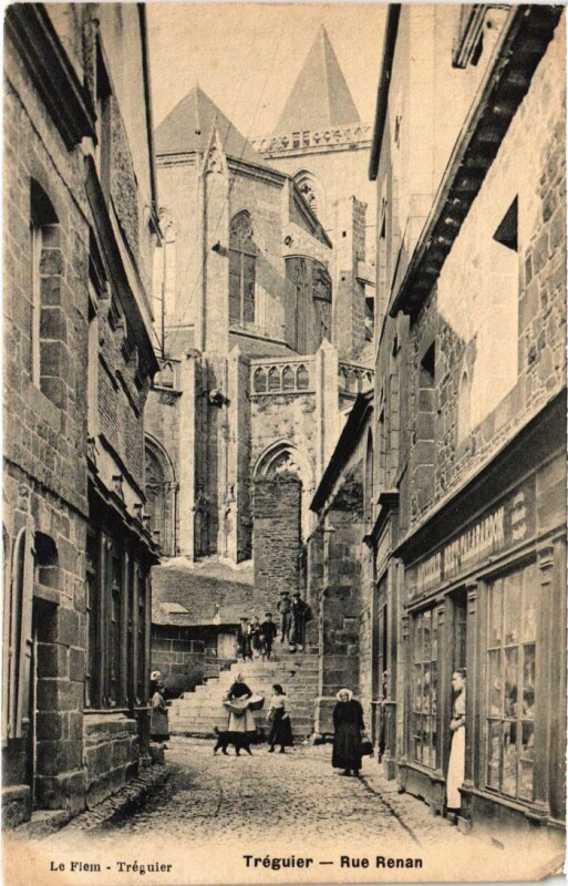 Carte postale ancienne Treguier Rue Renan