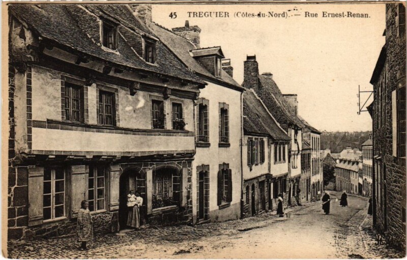 Carte postale ancienne Treguier Rue Ernest-Renan